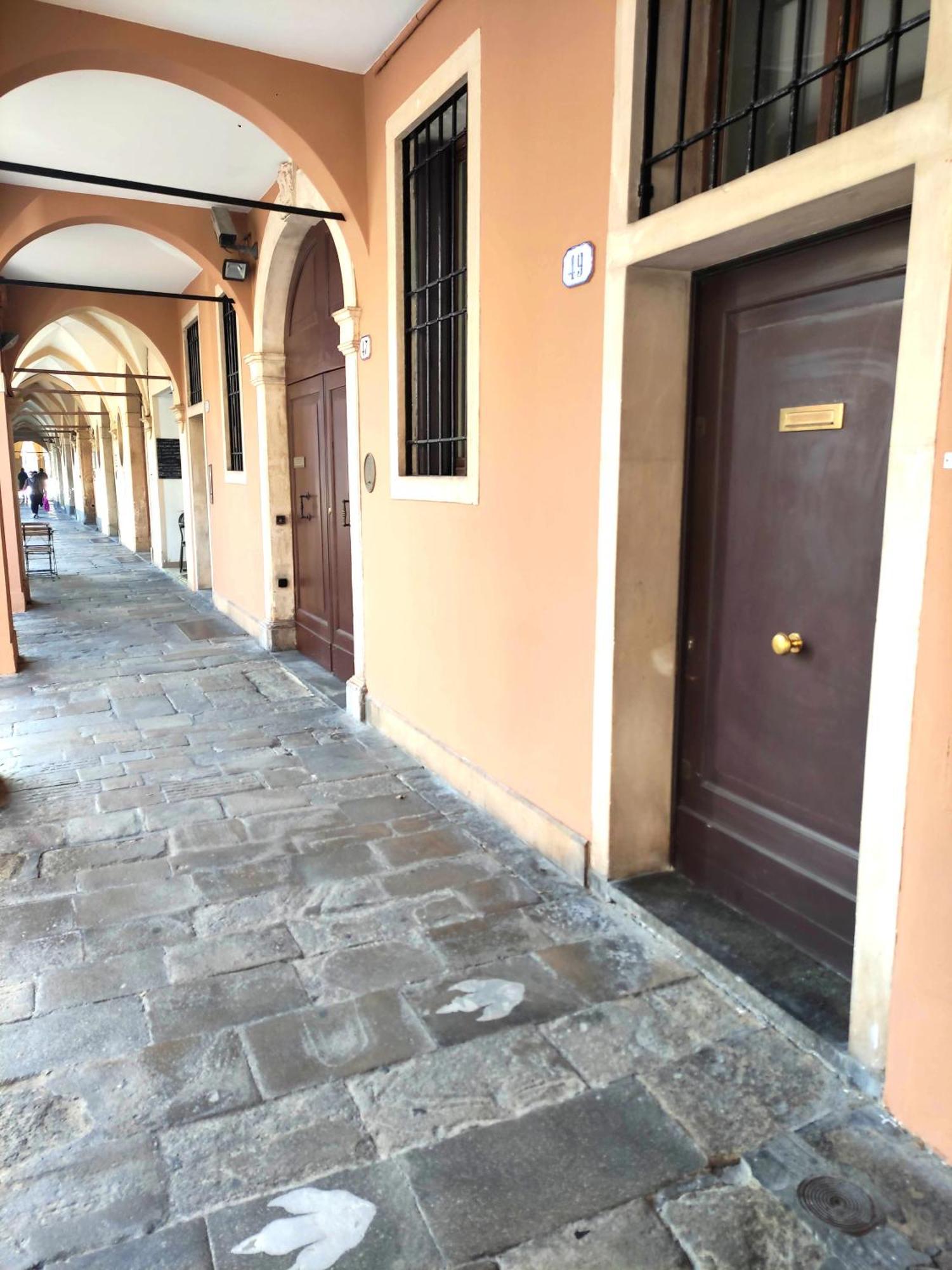 パドヴァLoft Loggia Al Santoアパートメント エクステリア 写真